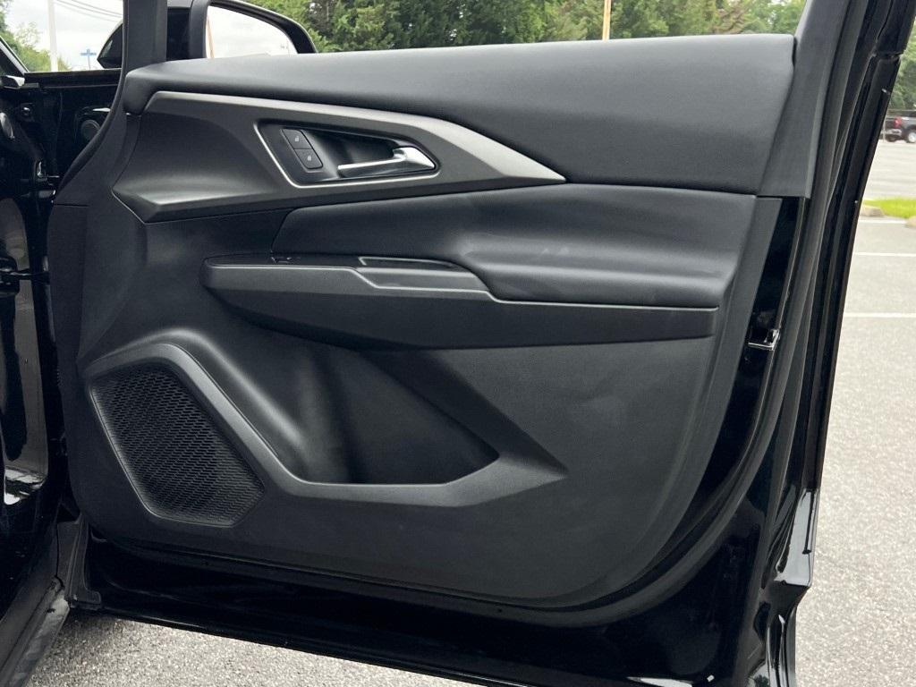 used 2025 Chevrolet Equinox EV car, priced at $24,000