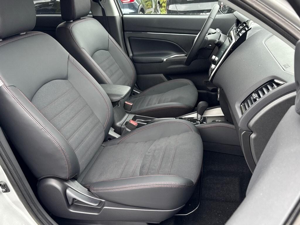 new 2025 Mitsubishi Outlander Sport car, priced at $29,745