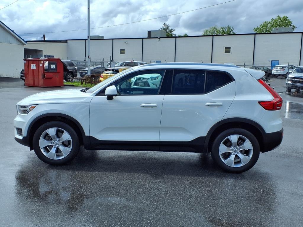 used 2020 Volvo XC40 car, priced at $22,000