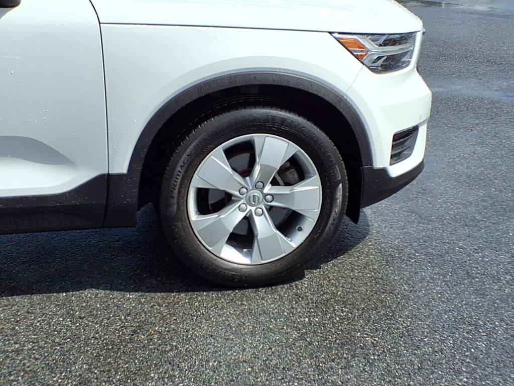 used 2020 Volvo XC40 car, priced at $22,000