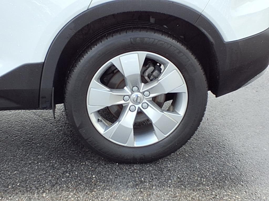 used 2020 Volvo XC40 car, priced at $22,000
