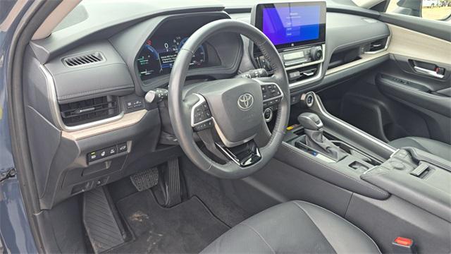 used 2024 Toyota Grand Highlander car