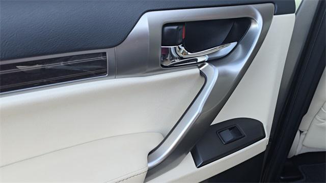 used 2022 Lexus GX 460 car
