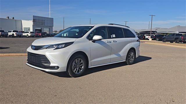 new 2025 Toyota Sienna car, priced at $47,473