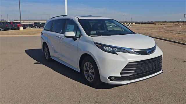 new 2025 Toyota Sienna car, priced at $47,473
