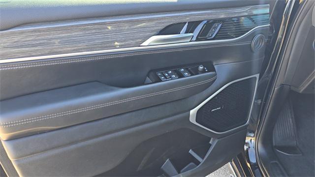 used 2022 Jeep Wagoneer car