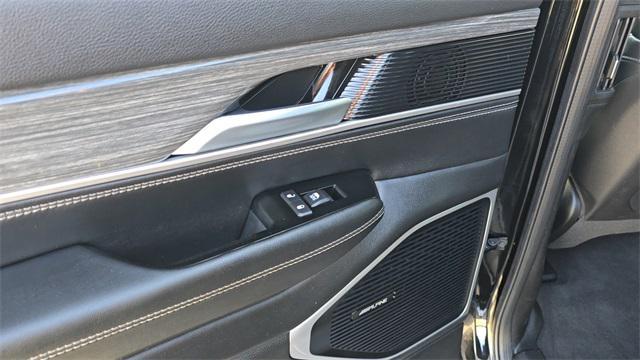 used 2022 Jeep Wagoneer car