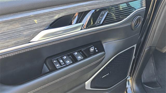 used 2022 Jeep Wagoneer car