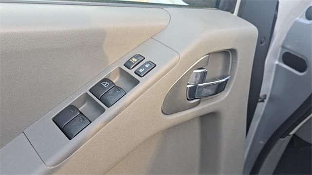 used 2013 Nissan Frontier car