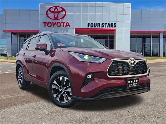new 2025 Toyota Highlander Hybrid car, priced at $51,517