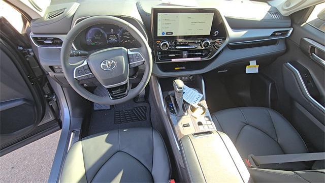 new 2026 Toyota Highlander Hybrid car, priced at $56,674