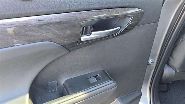 new 2026 Toyota Highlander Hybrid car, priced at $56,674