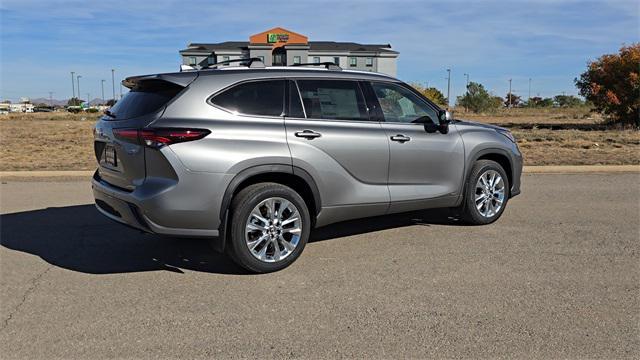 new 2026 Toyota Highlander Hybrid car, priced at $56,674