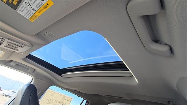 new 2026 Toyota Highlander Hybrid car, priced at $56,674