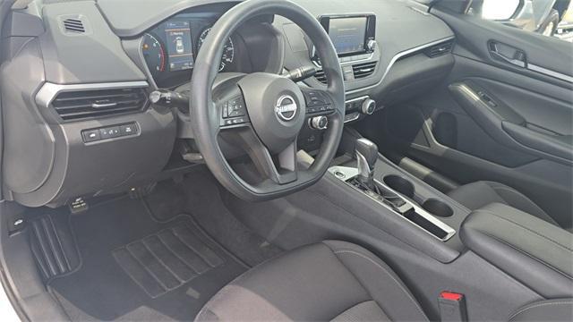 used 2024 Nissan Altima car
