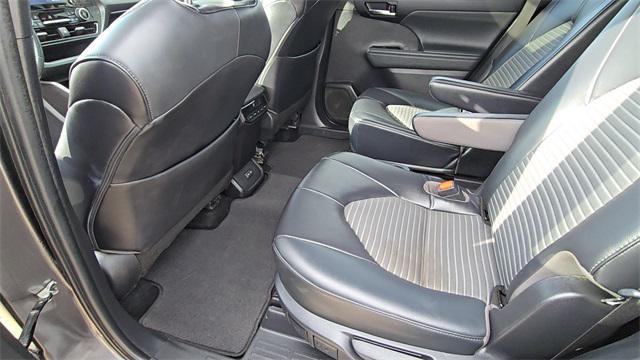 used 2022 Toyota Highlander car, priced at $30,524