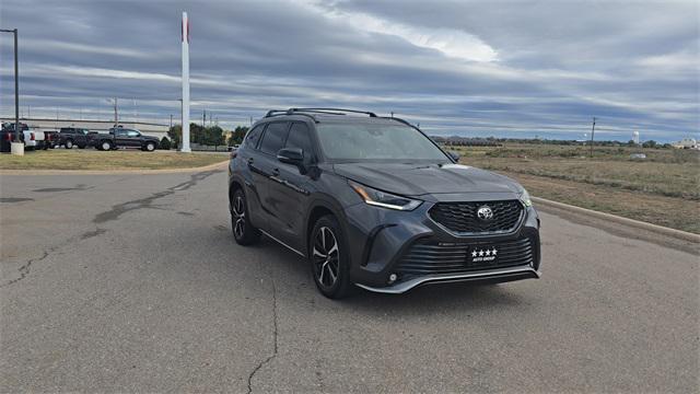used 2022 Toyota Highlander car, priced at $30,524