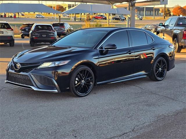 used 2021 Toyota Camry Hybrid car, priced at $29,828