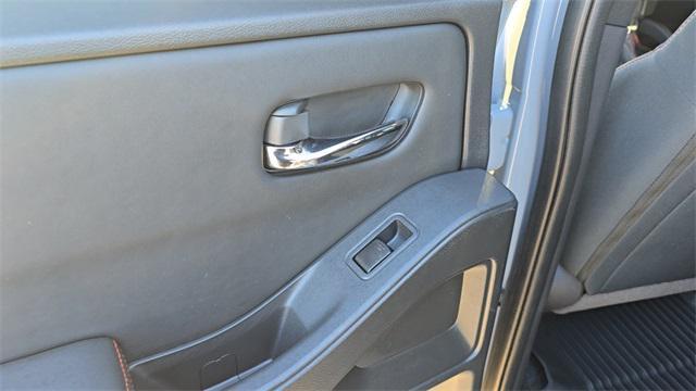 used 2023 Nissan Frontier car