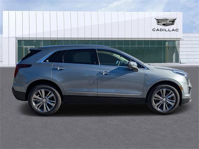 new 2025 Cadillac XT5 car, priced at $58,064