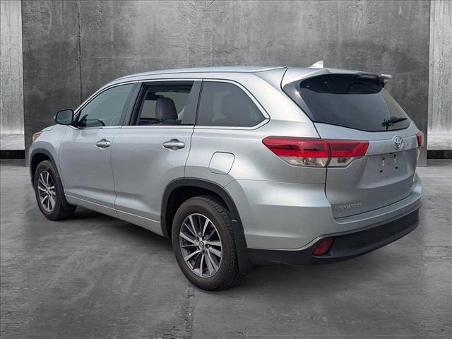 used 2018 Toyota Highlander car, priced at $22,990