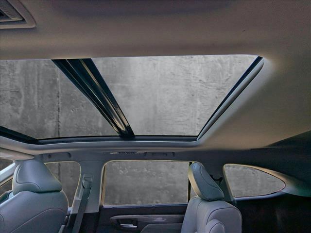 used 2022 Toyota Highlander car, priced at $40,949