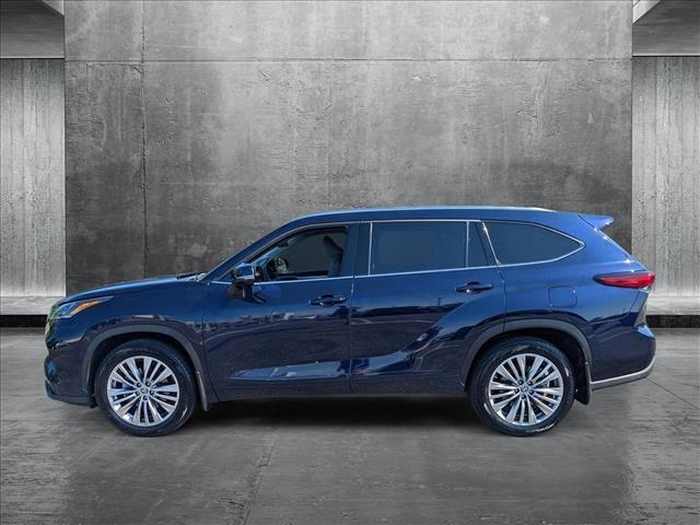 used 2022 Toyota Highlander car, priced at $40,949