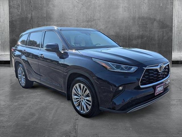 used 2022 Toyota Highlander car, priced at $40,949