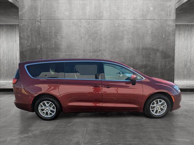 used 2017 Chrysler Pacifica car, priced at $13,995