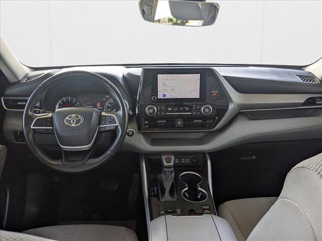 used 2023 Toyota Highlander car, priced at $28,788