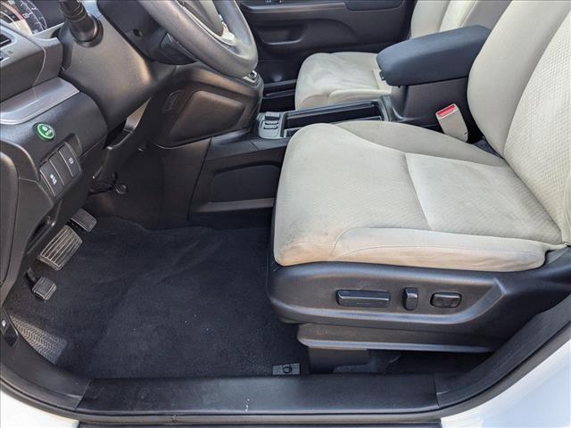 used 2015 Honda CR-V car, priced at $15,689