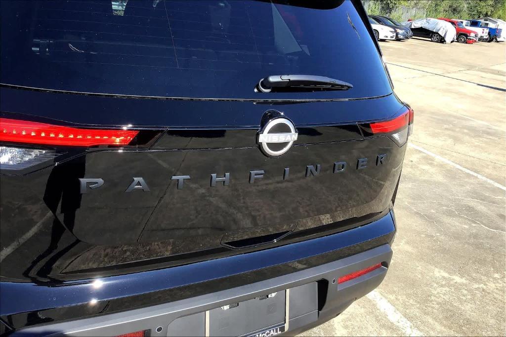 new 2025 Nissan Pathfinder car, priced at $41,395