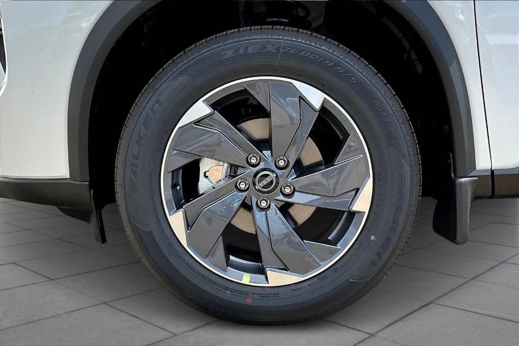 new 2025 Nissan Rogue car, priced at $32,452