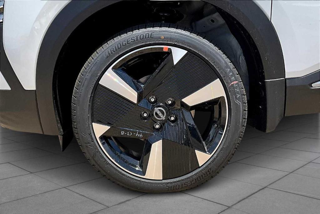 new 2025 Nissan Kicks car, priced at $26,801
