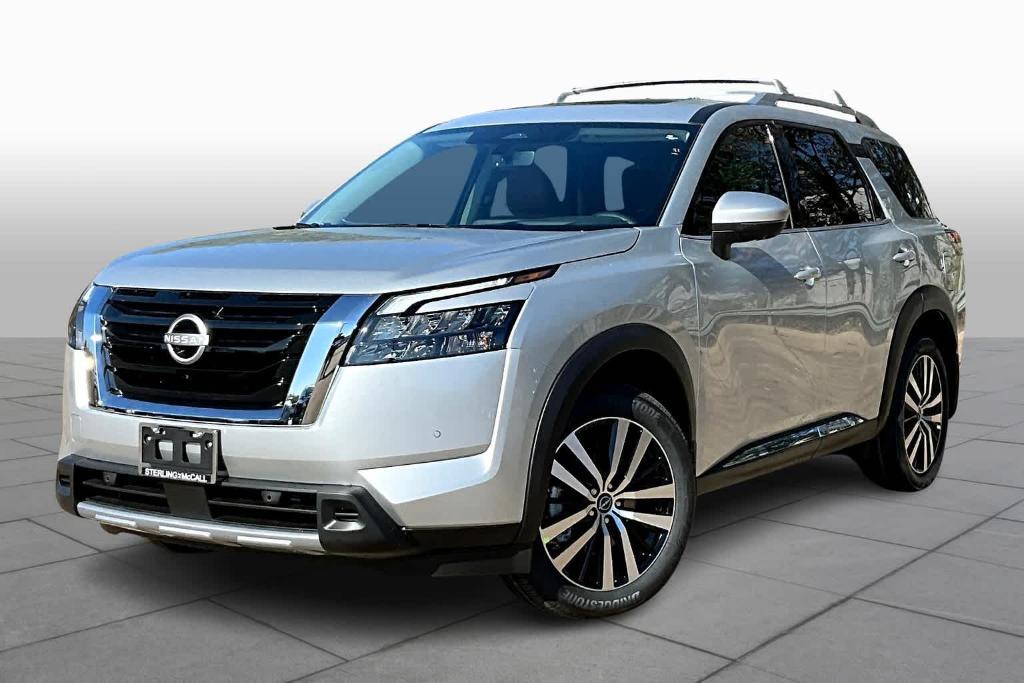 new 2025 Nissan Pathfinder car, priced at $51,655