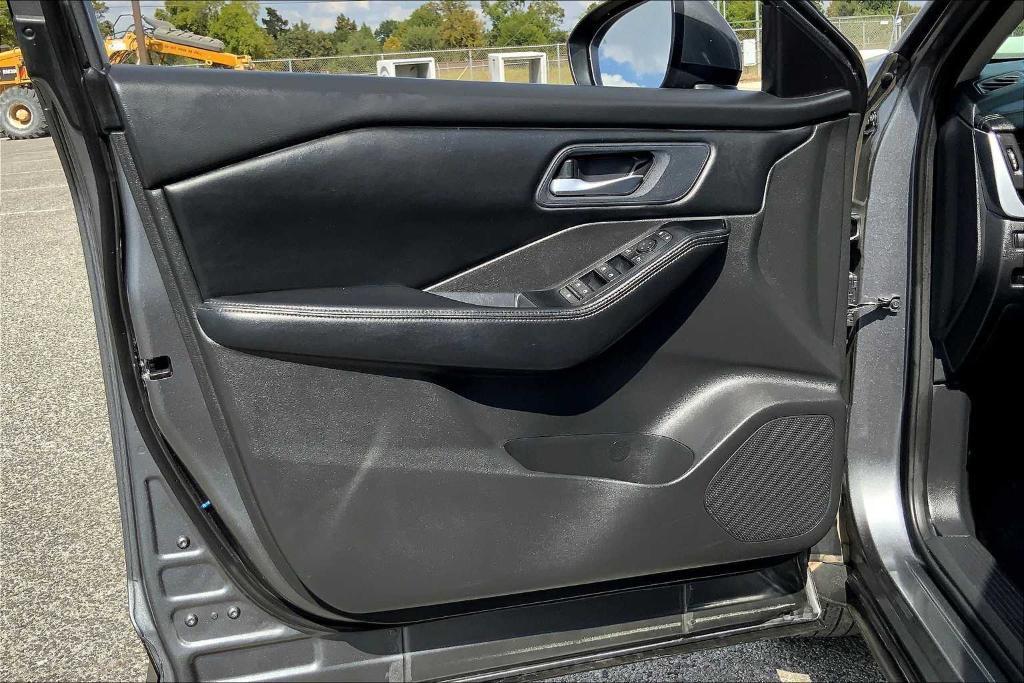 used 2024 Nissan Rogue car, priced at $21,995