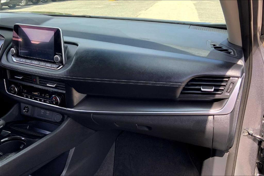 used 2024 Nissan Rogue car, priced at $21,995