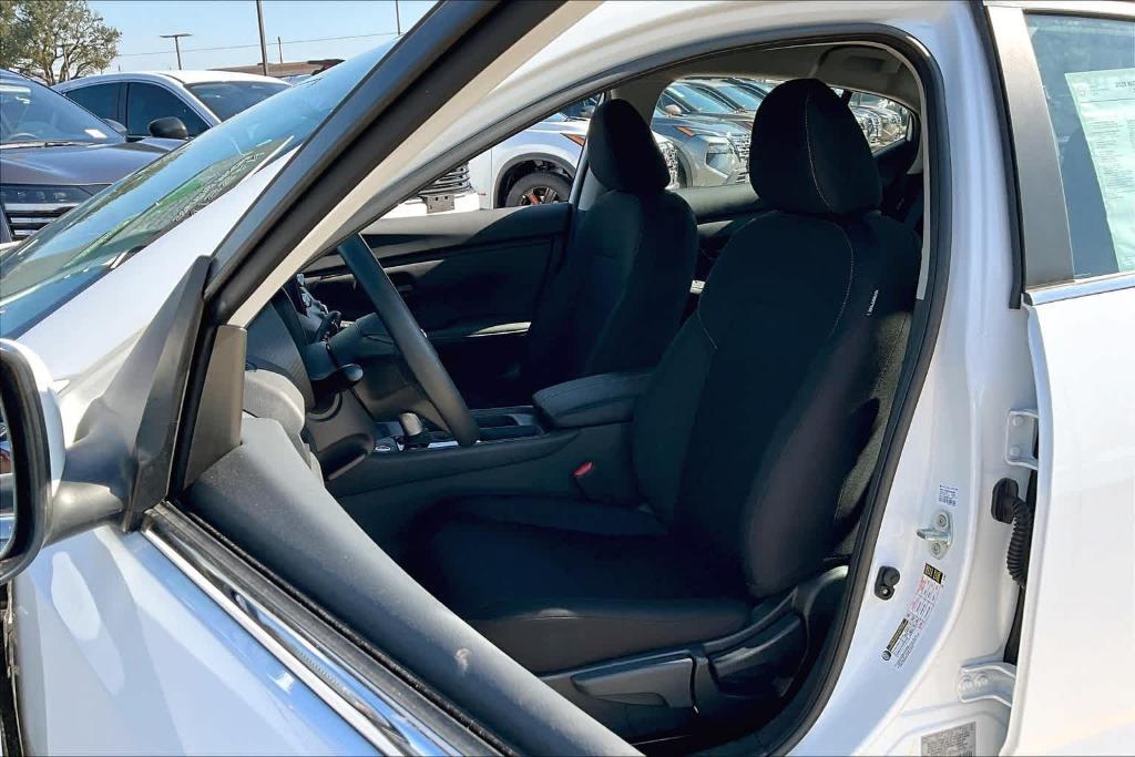 new 2025 Nissan Sentra car, priced at $21,925