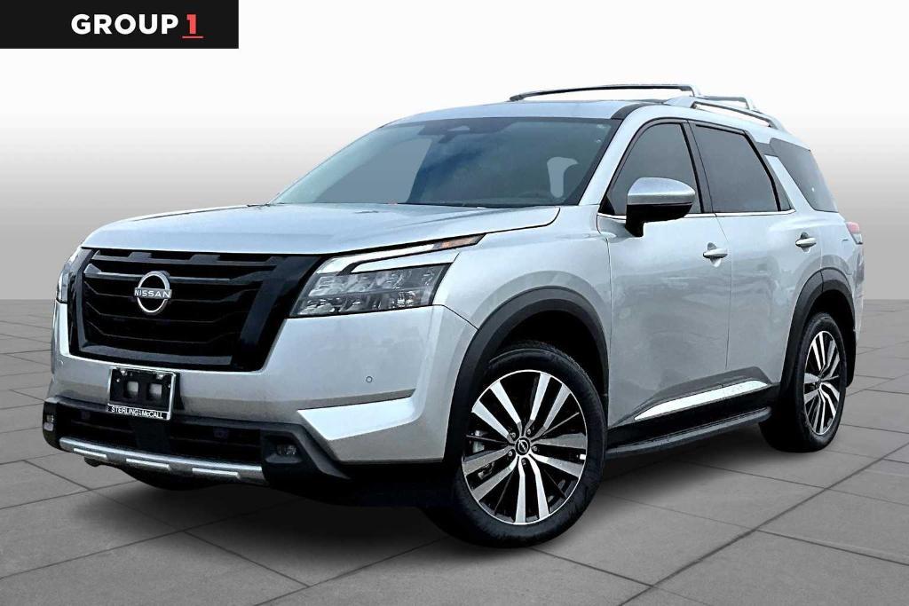new 2025 Nissan Pathfinder car, priced at $53,080