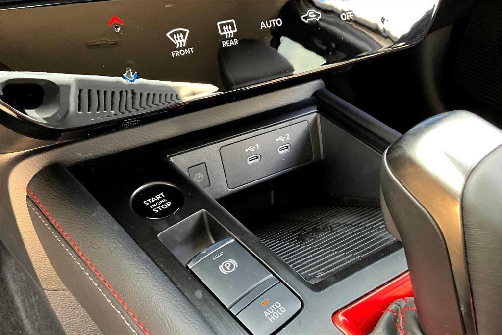 new 2025 Nissan Kicks car, priced at $26,351