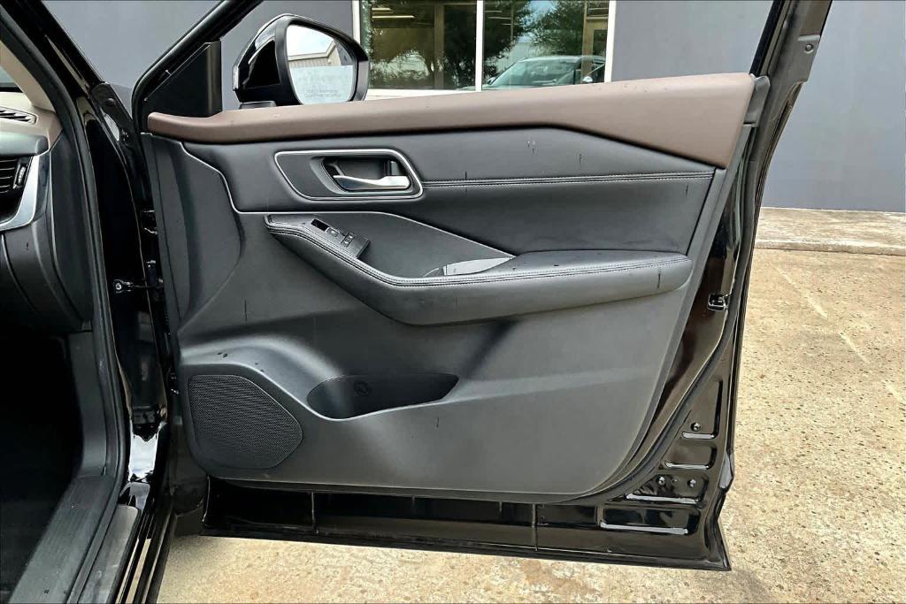 used 2023 Nissan Rogue car, priced at $30,995