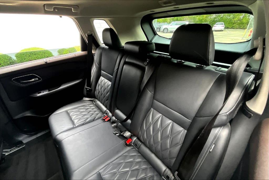 used 2023 Nissan Rogue car, priced at $30,995