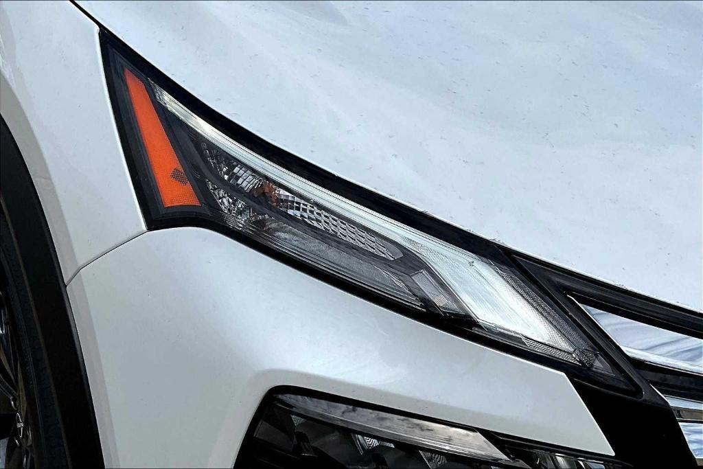 new 2025 Nissan Rogue car, priced at $31,260