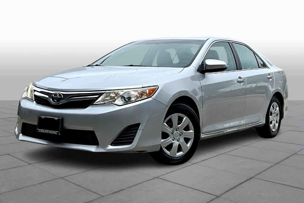 used 2014 Toyota Camry car, priced at $13,725