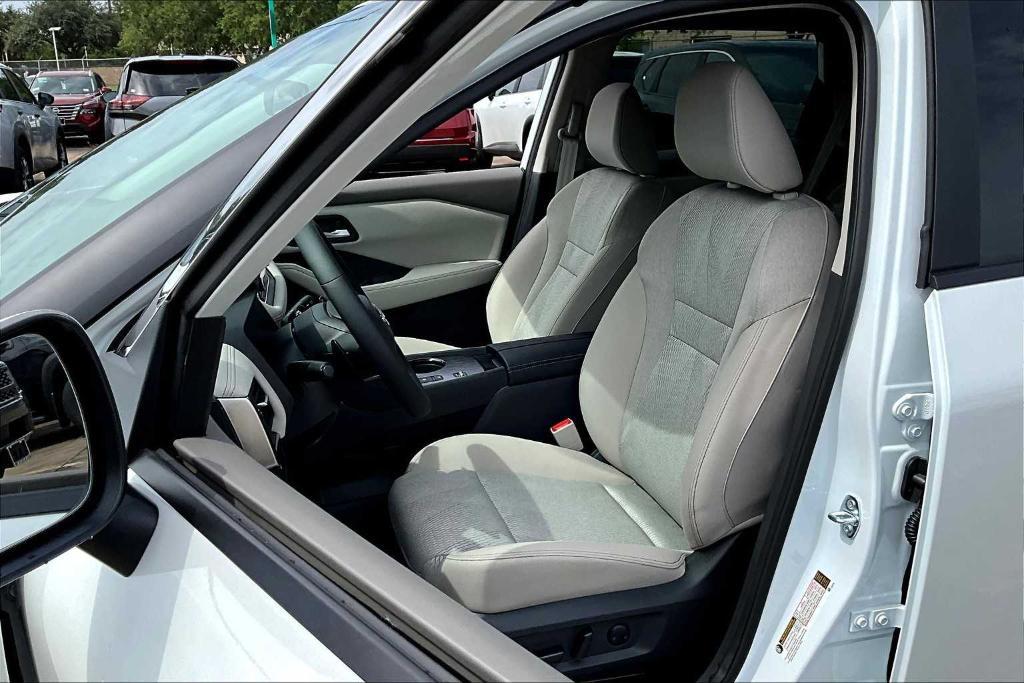 new 2025 Nissan Rogue car, priced at $29,450