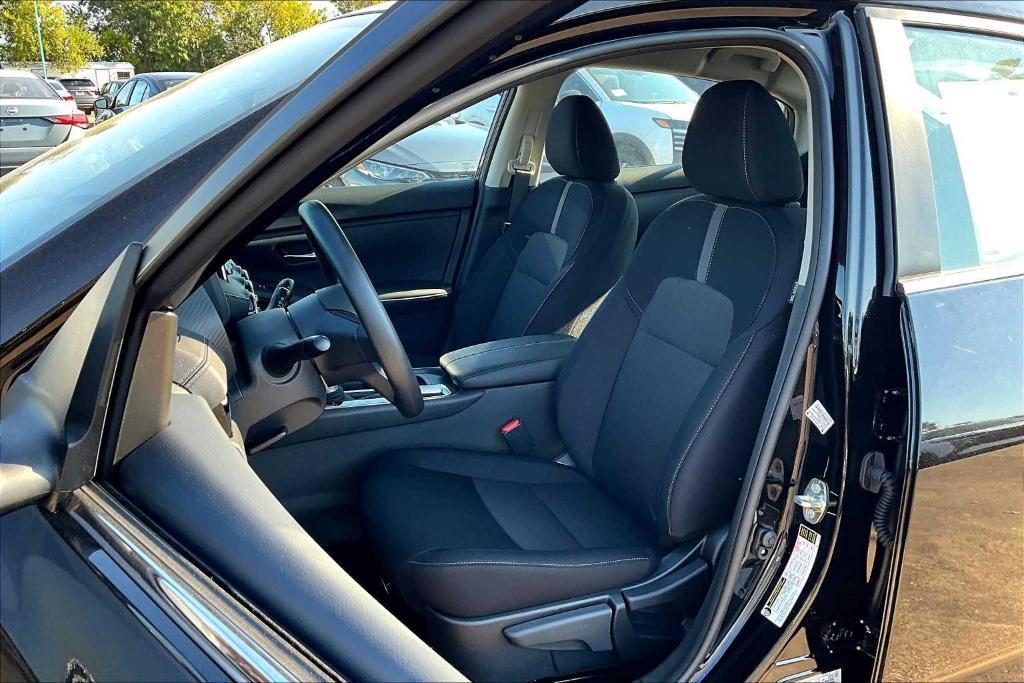 new 2025 Nissan Sentra car, priced at $22,130