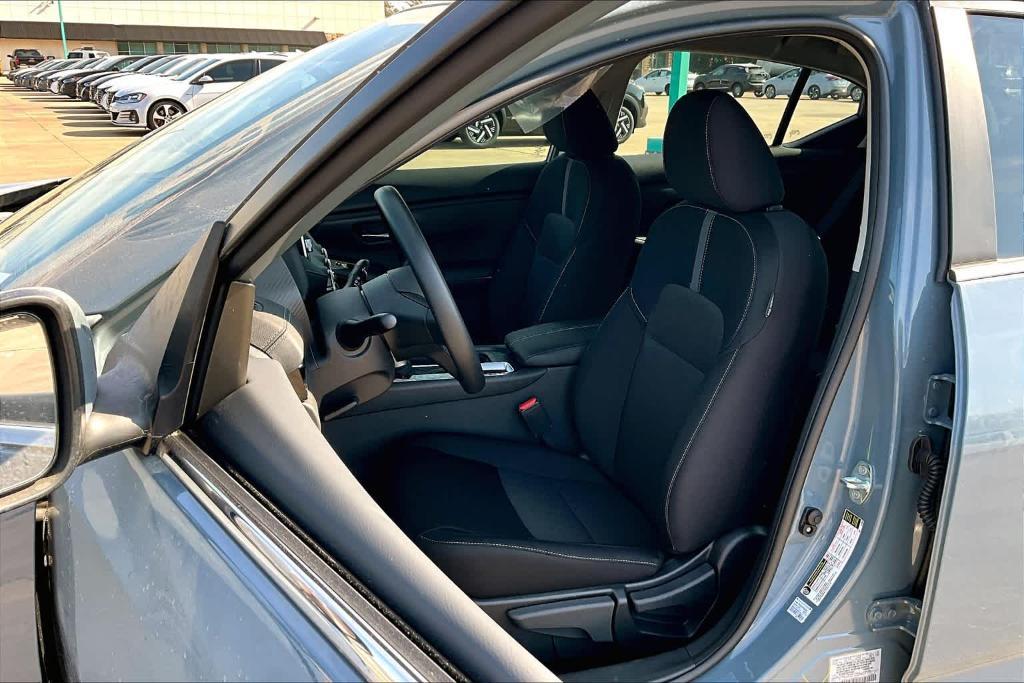 new 2025 Nissan Sentra car, priced at $22,550