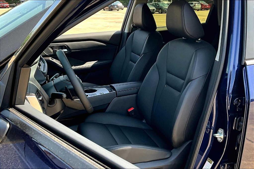 new 2025 Nissan Rogue car, priced at $31,785