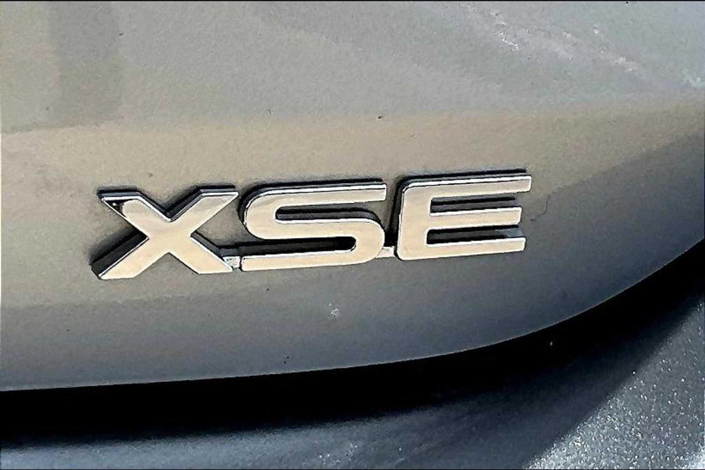 used 2024 Toyota Highlander car, priced at $41,697
