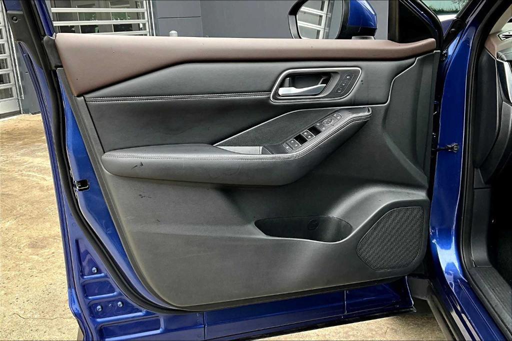 used 2021 Nissan Rogue car, priced at $24,255